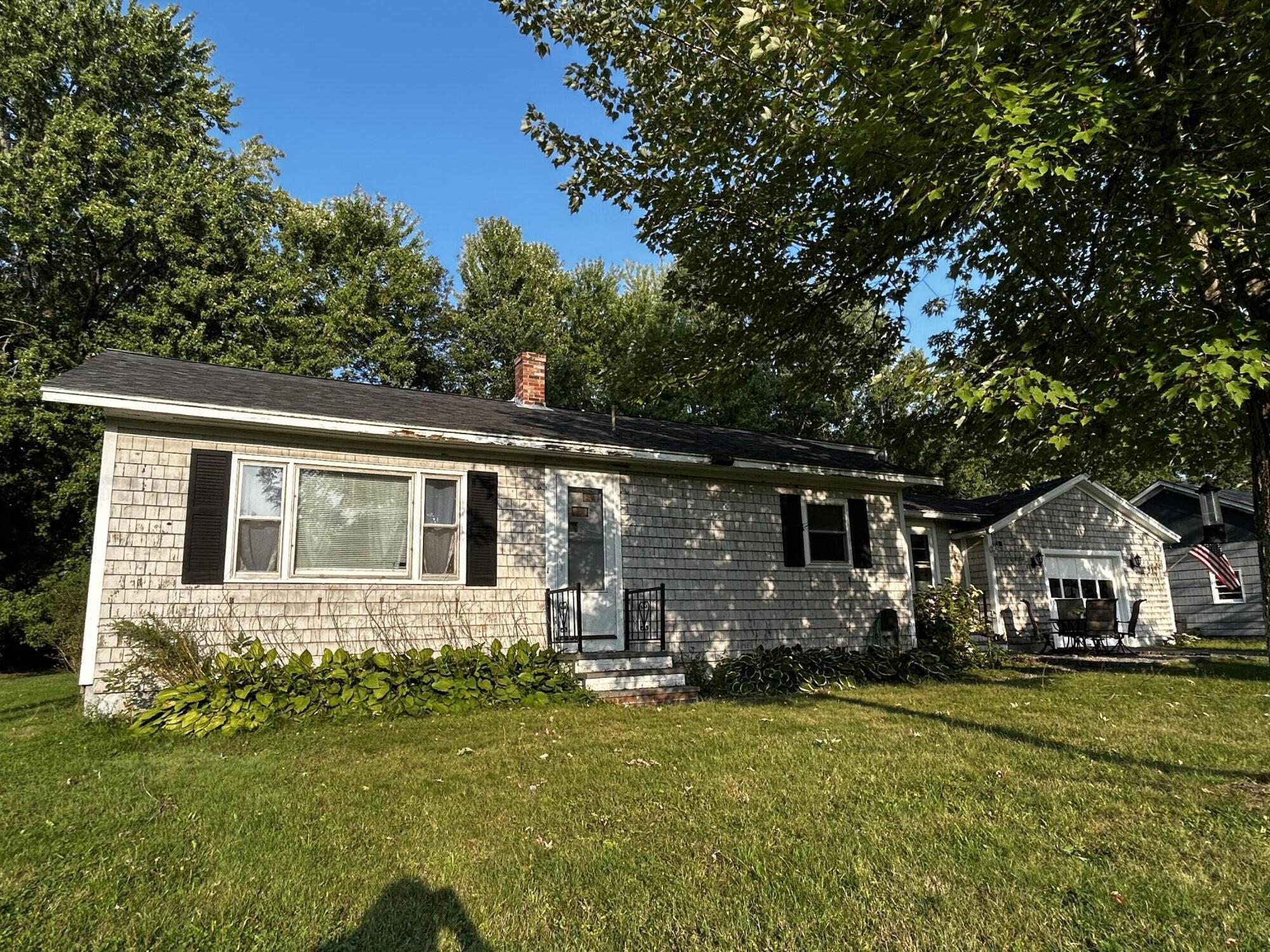 10 Sheridan Street Newport ME 04953