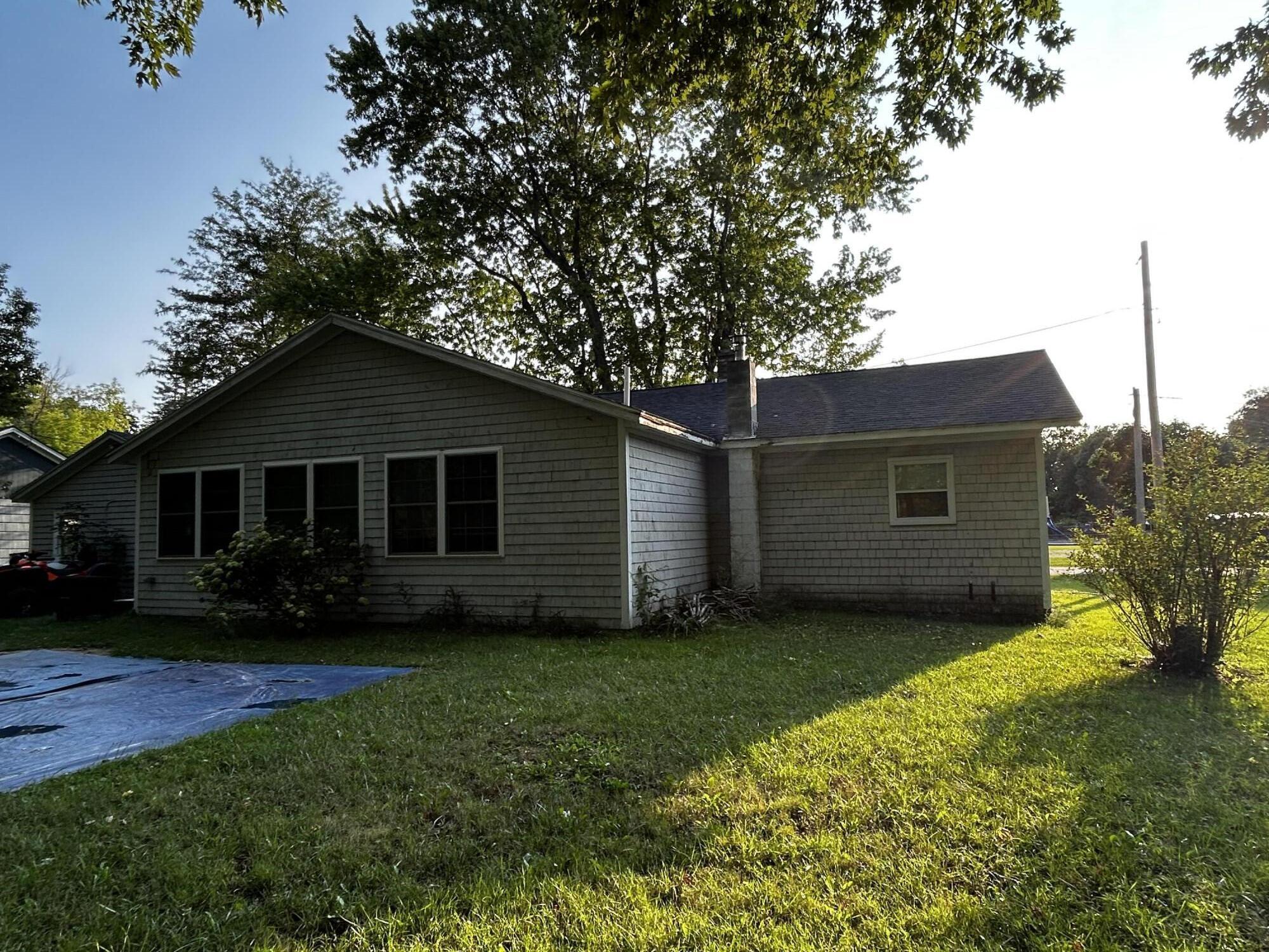 10 Sheridan Street Newport ME 04953