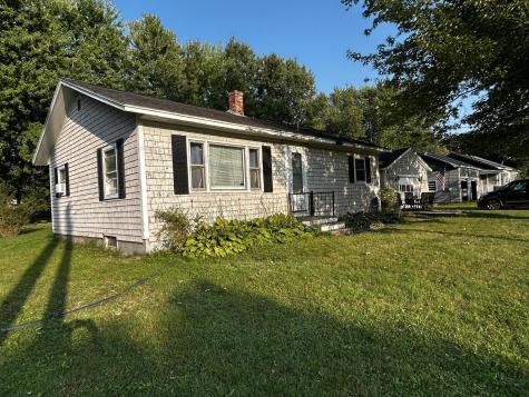 10 Sheridan Street Newport ME 04953