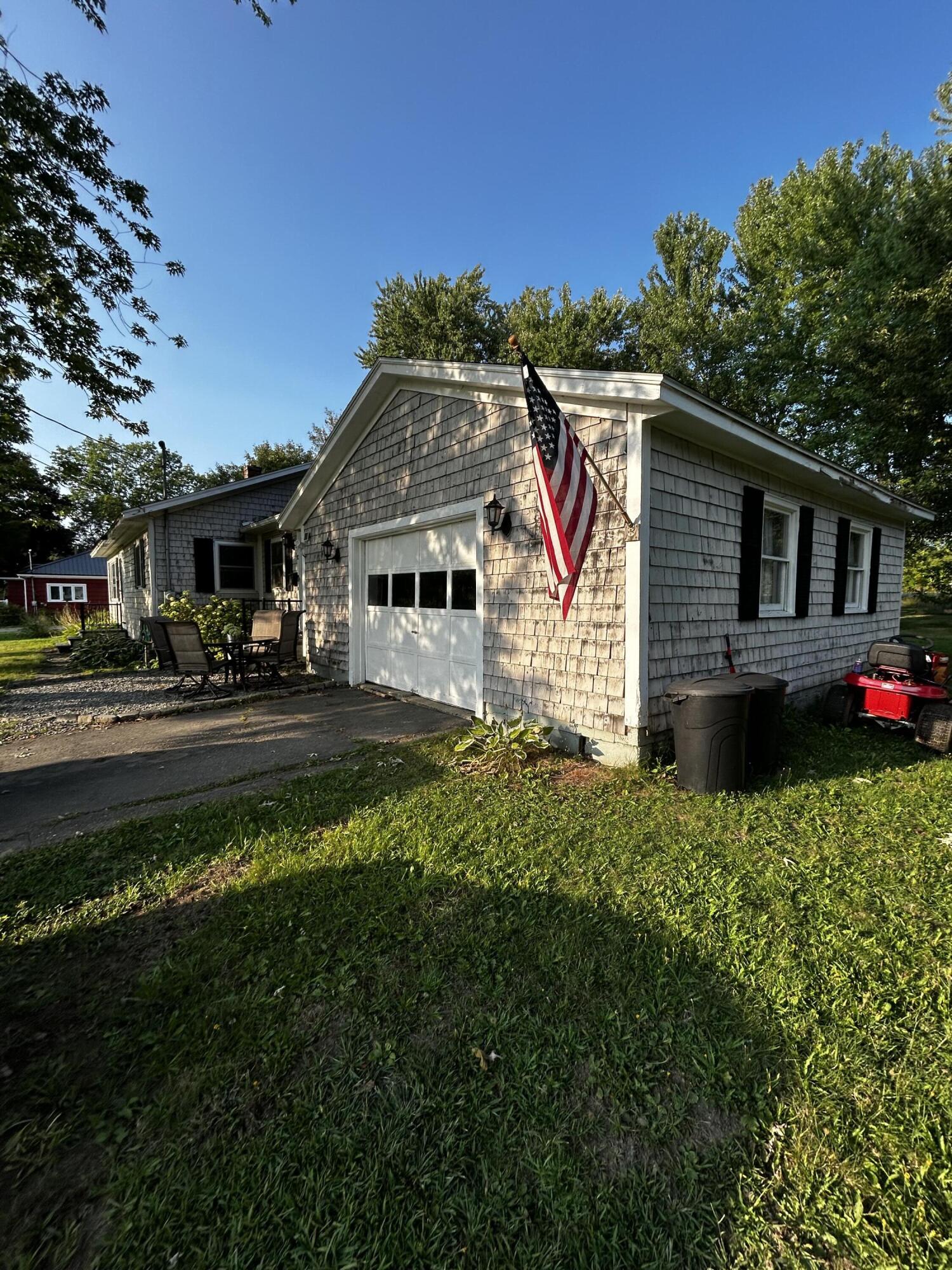 10 Sheridan Street Newport ME 04953