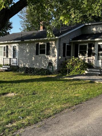 10 Sheridan Street Newport ME 04953