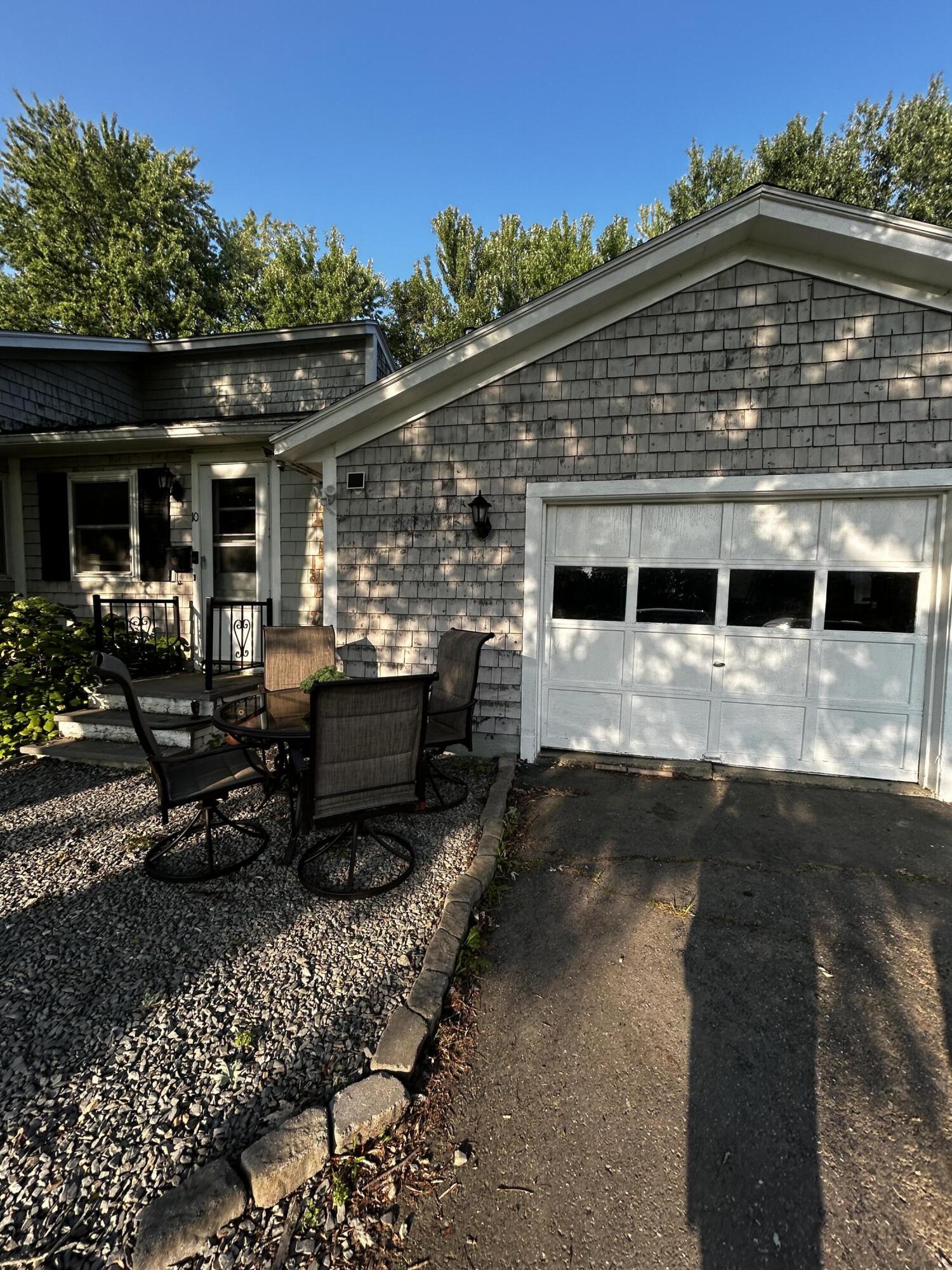 10 Sheridan Street Newport ME 04953