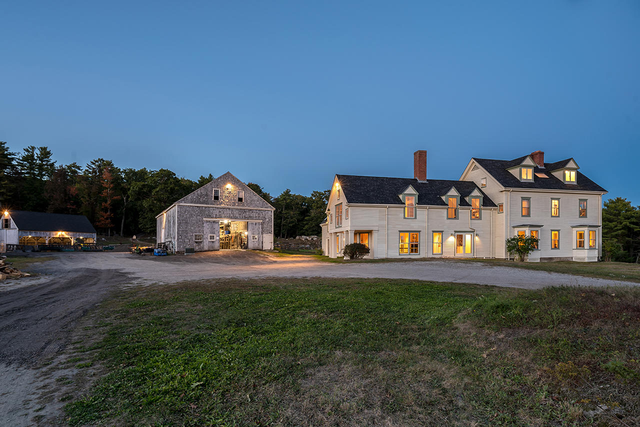 47 Flying Point Road Freeport, ME