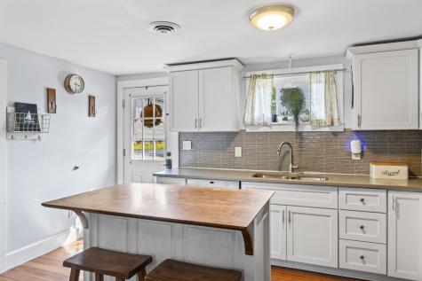 64 Bridge Street Berwick ME 03901