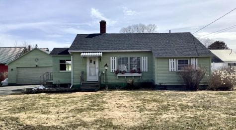 25 Brunswick Avenue Fort Fairfield ME 04742