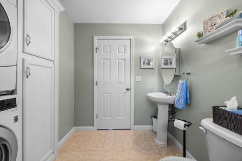 63 Molly Lane Bangor ME 04401