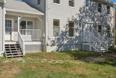 17 Chestnut Drive Topsham ME 04086