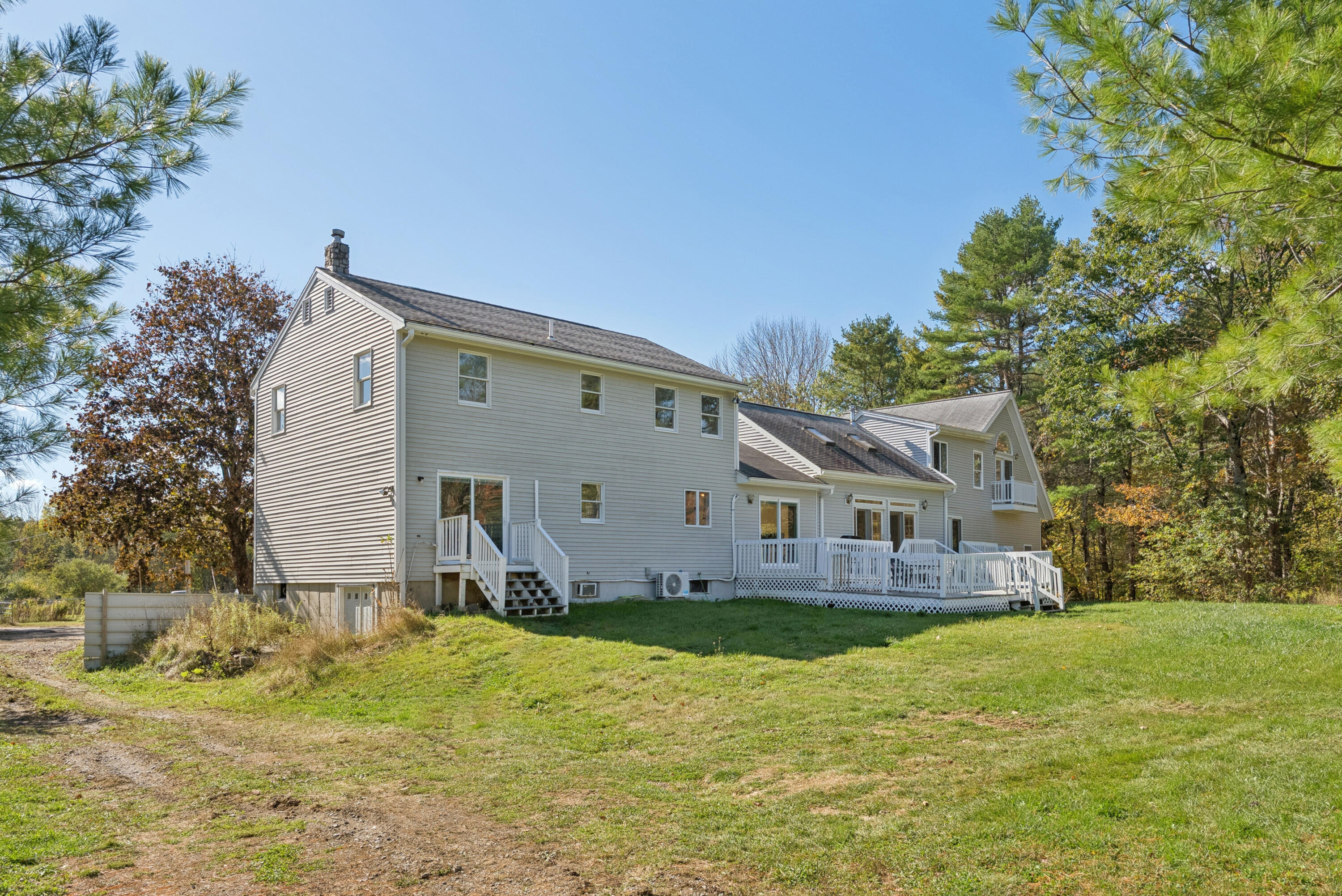 17 Chestnut Drive Topsham ME 04086