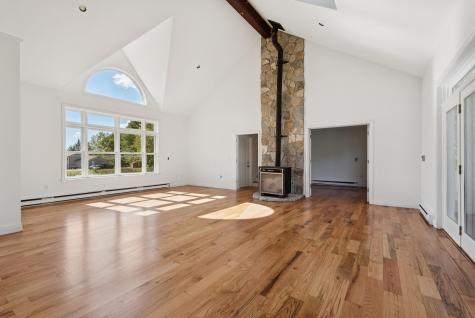 17 Chestnut Drive Topsham ME 04086