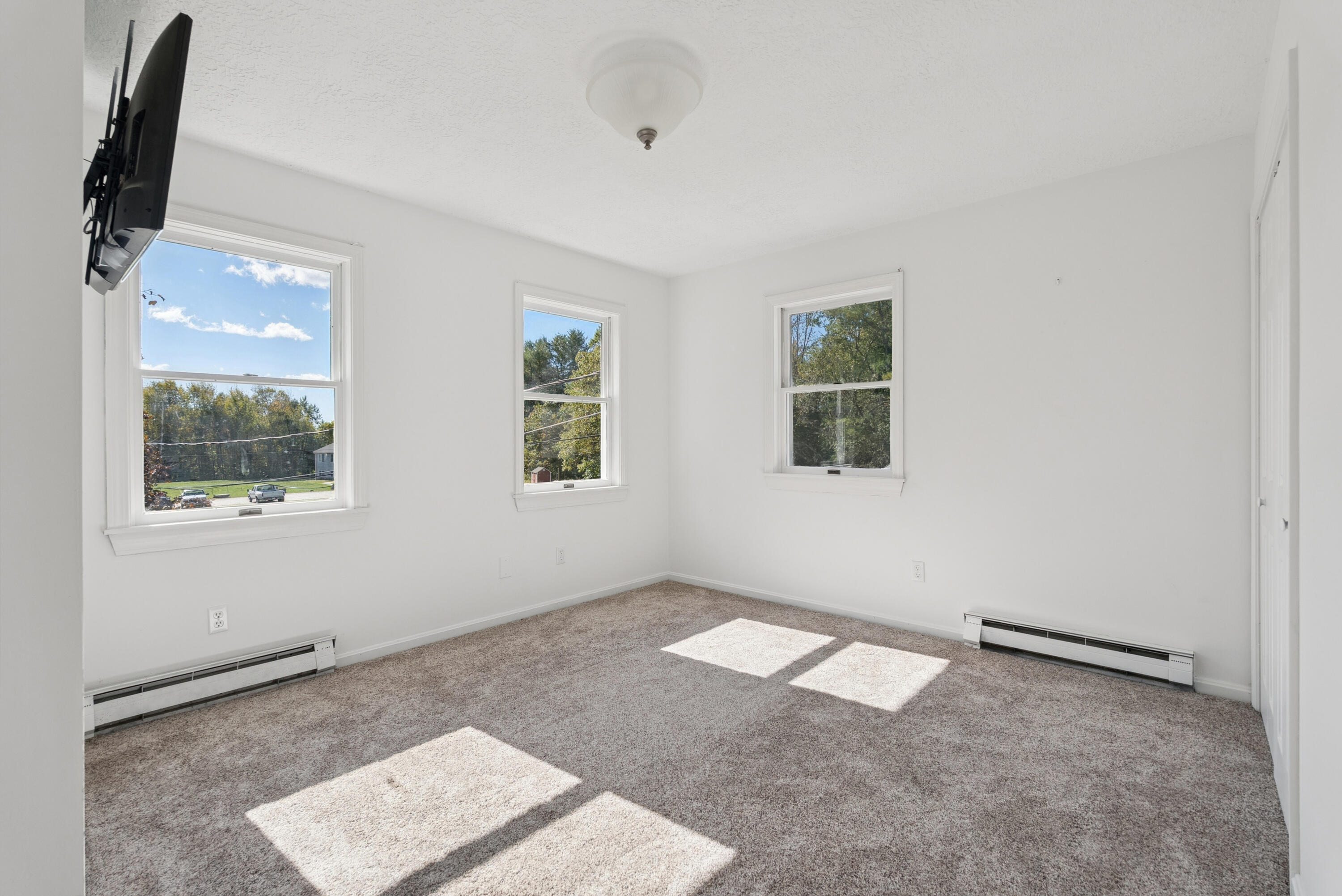 17 Chestnut Drive Topsham ME 04086