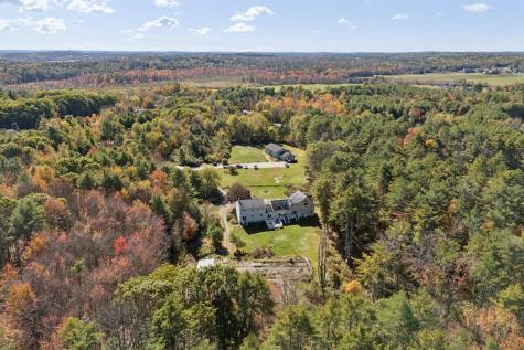 17 Chestnut Drive Topsham ME 04086