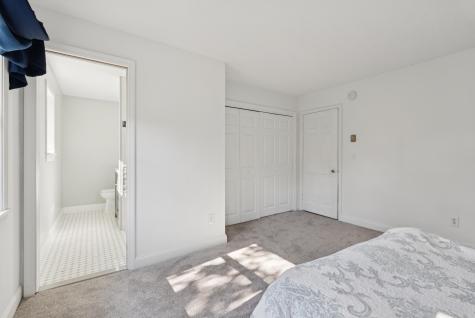 17 Chestnut Drive Topsham ME 04086