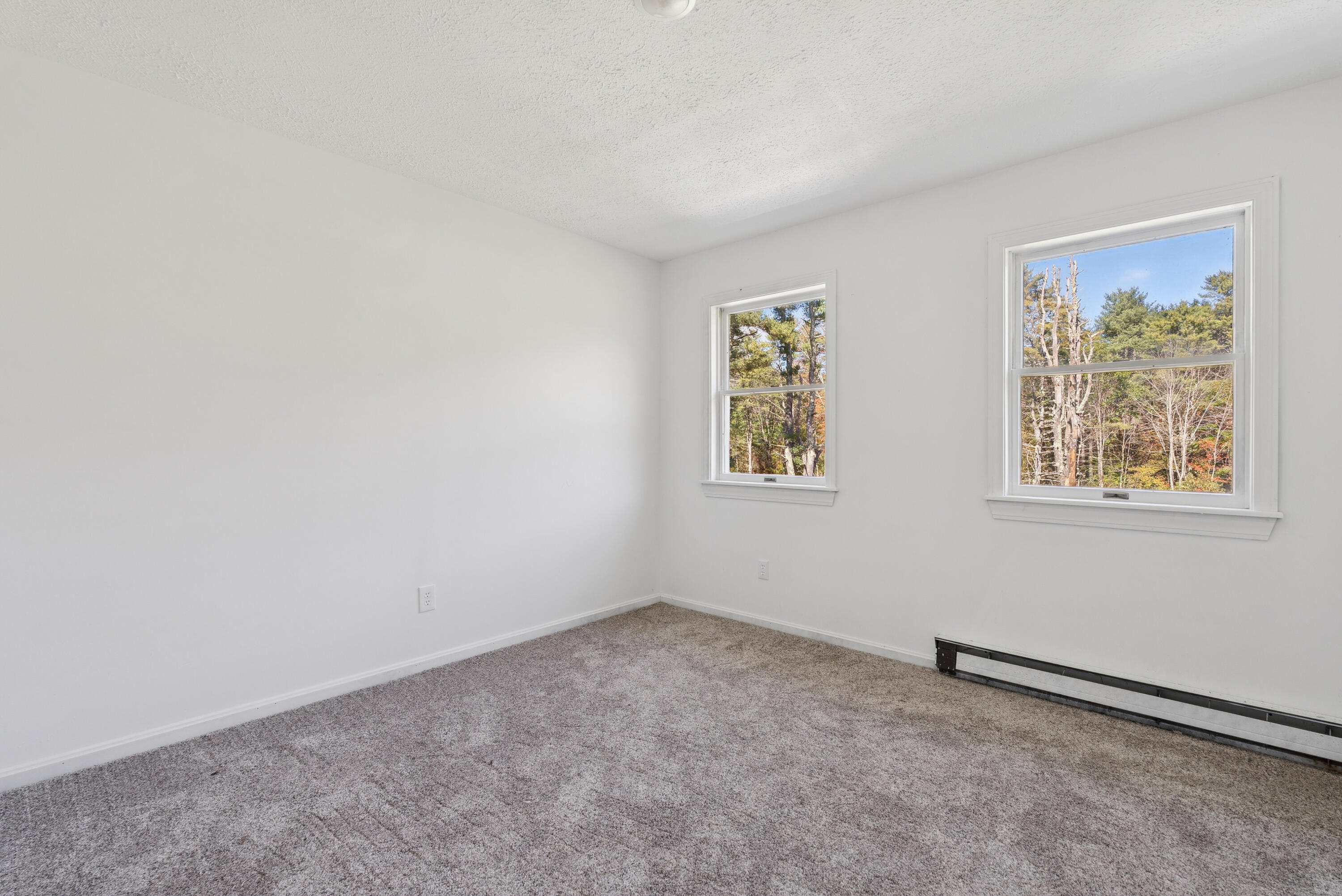 17 Chestnut Drive Topsham ME 04086