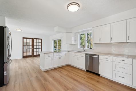 17 Chestnut Drive Topsham ME 04086