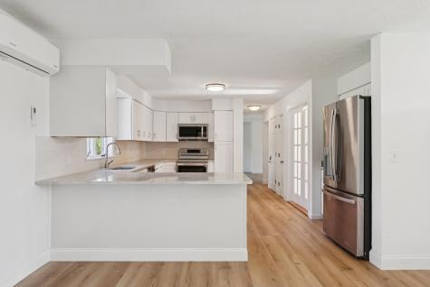 17 Chestnut Drive Topsham ME 04086