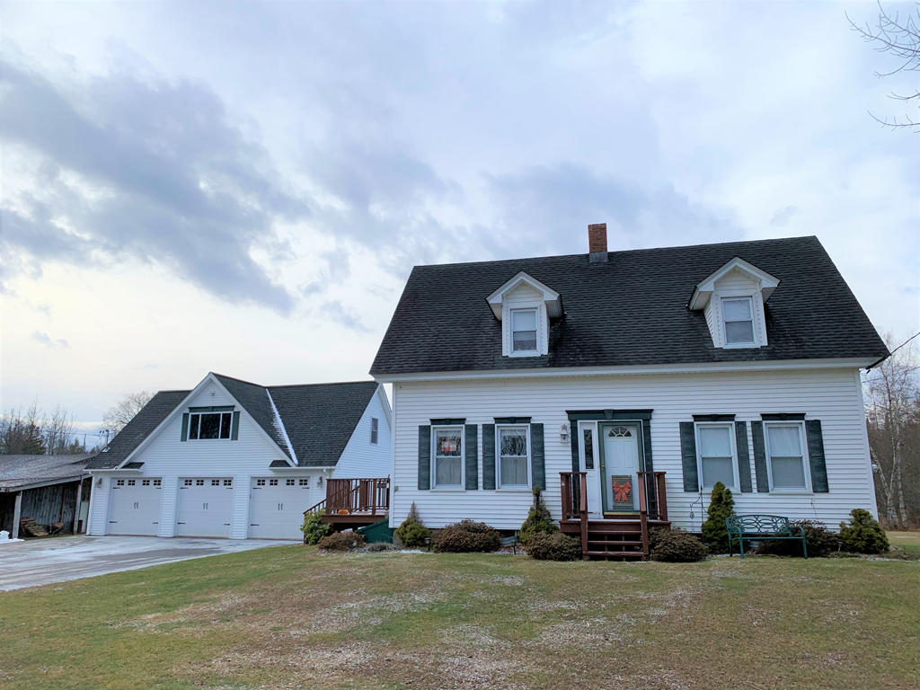 5 Pond Road Mercer ME 04957
