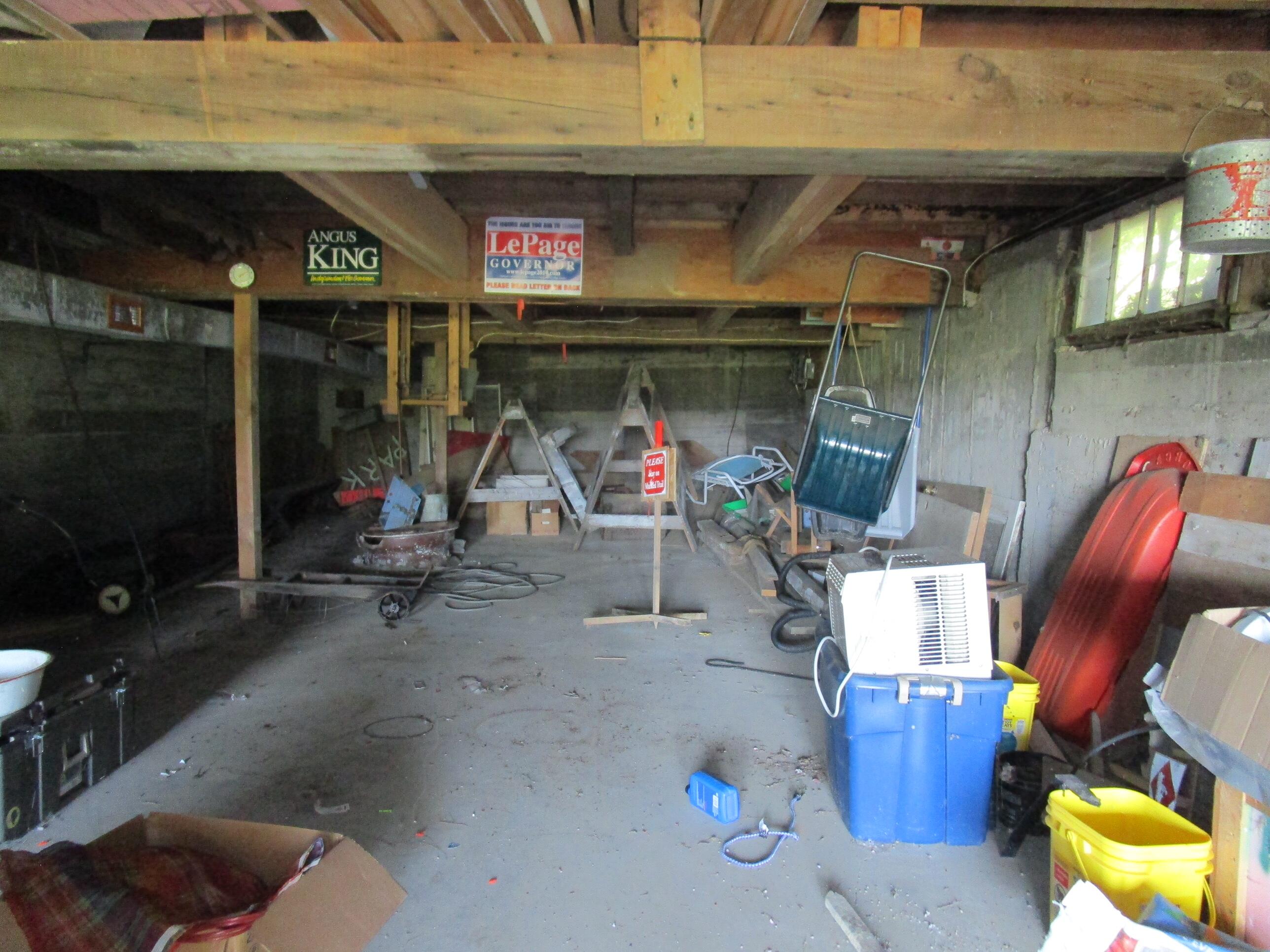 759 Lake Street Auburn ME 04210