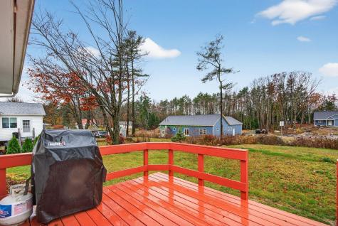 12 Mallett Drive Topsham ME 04086