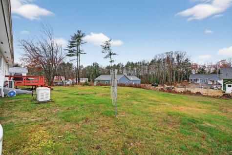 12 Mallett Drive Topsham ME 04086