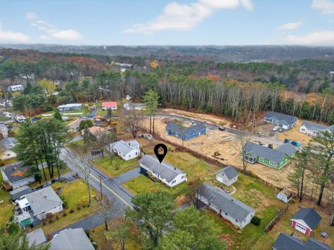 12 Mallett Drive Topsham ME 04086