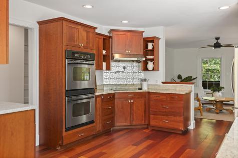 243 Mitchell Road Cape Elizabeth ME 04107