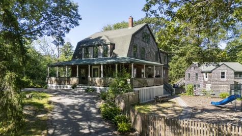 243 Mitchell Road Cape Elizabeth ME 04107