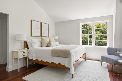 243 Mitchell Road Cape Elizabeth ME 04107