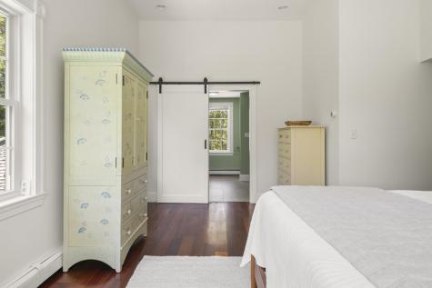 243 Mitchell Road Cape Elizabeth ME 04107