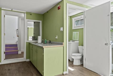 243 Mitchell Road Cape Elizabeth ME 04107