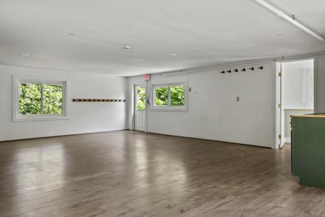 243 Mitchell Road Cape Elizabeth ME 04107