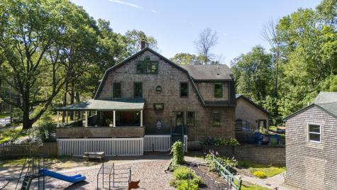 243 Mitchell Road Cape Elizabeth ME 04107