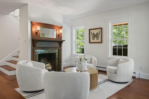 243 Mitchell Road Cape Elizabeth ME 04107