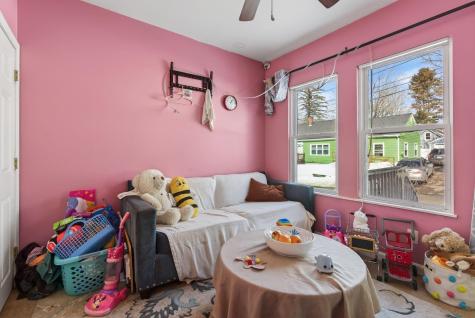 3 Fairlawn Avenue Lewiston ME 04240