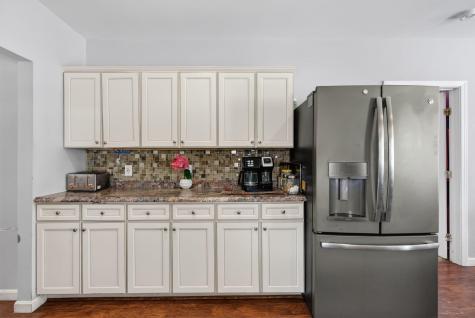 3 Fairlawn Avenue Lewiston ME 04240