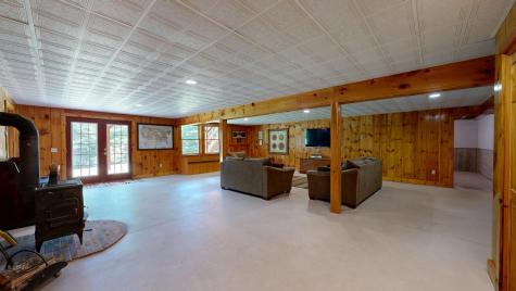 15 High Pine Lane Gardiner ME 04345