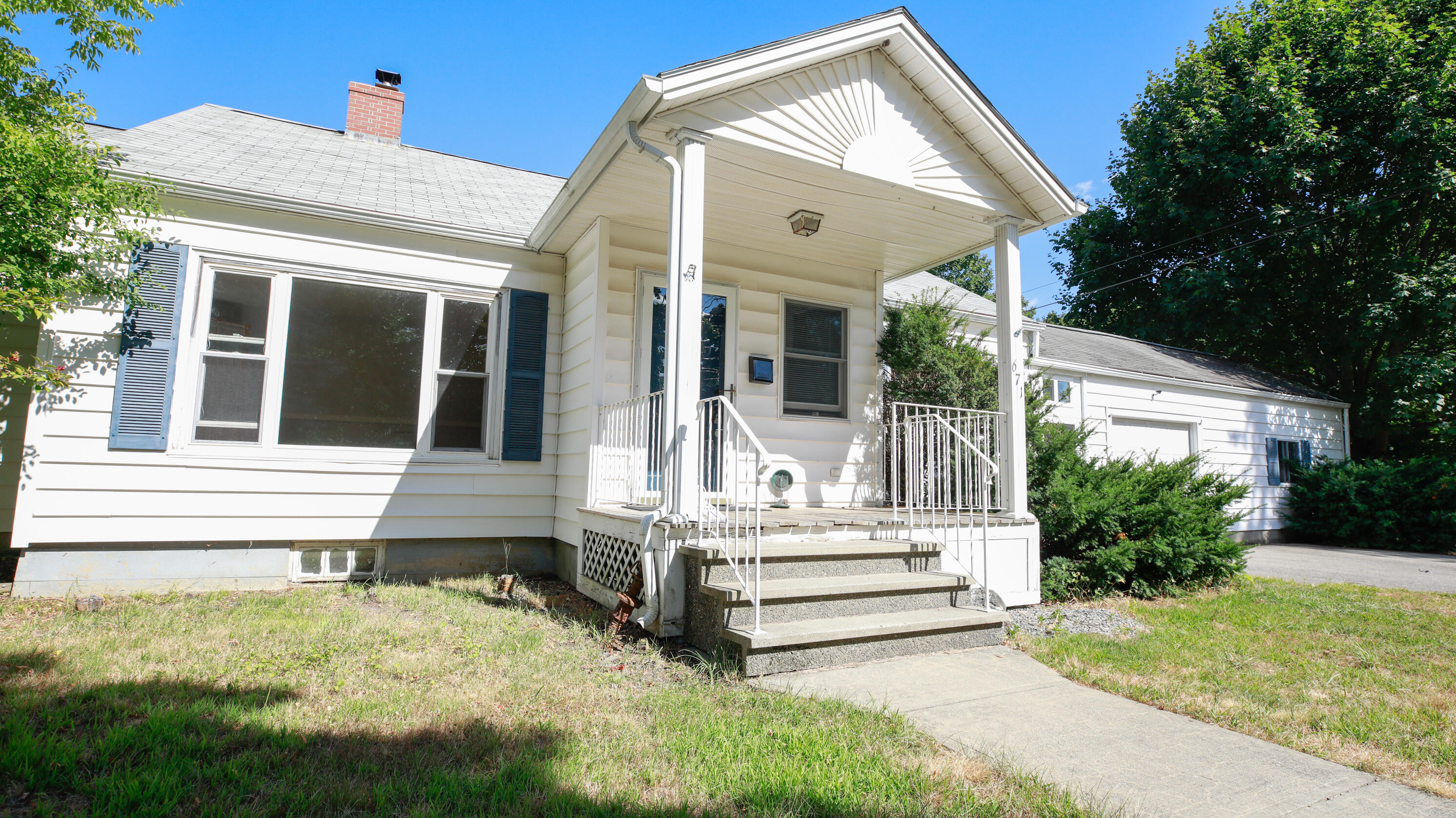 671 Essex Street Bangor ME 04401