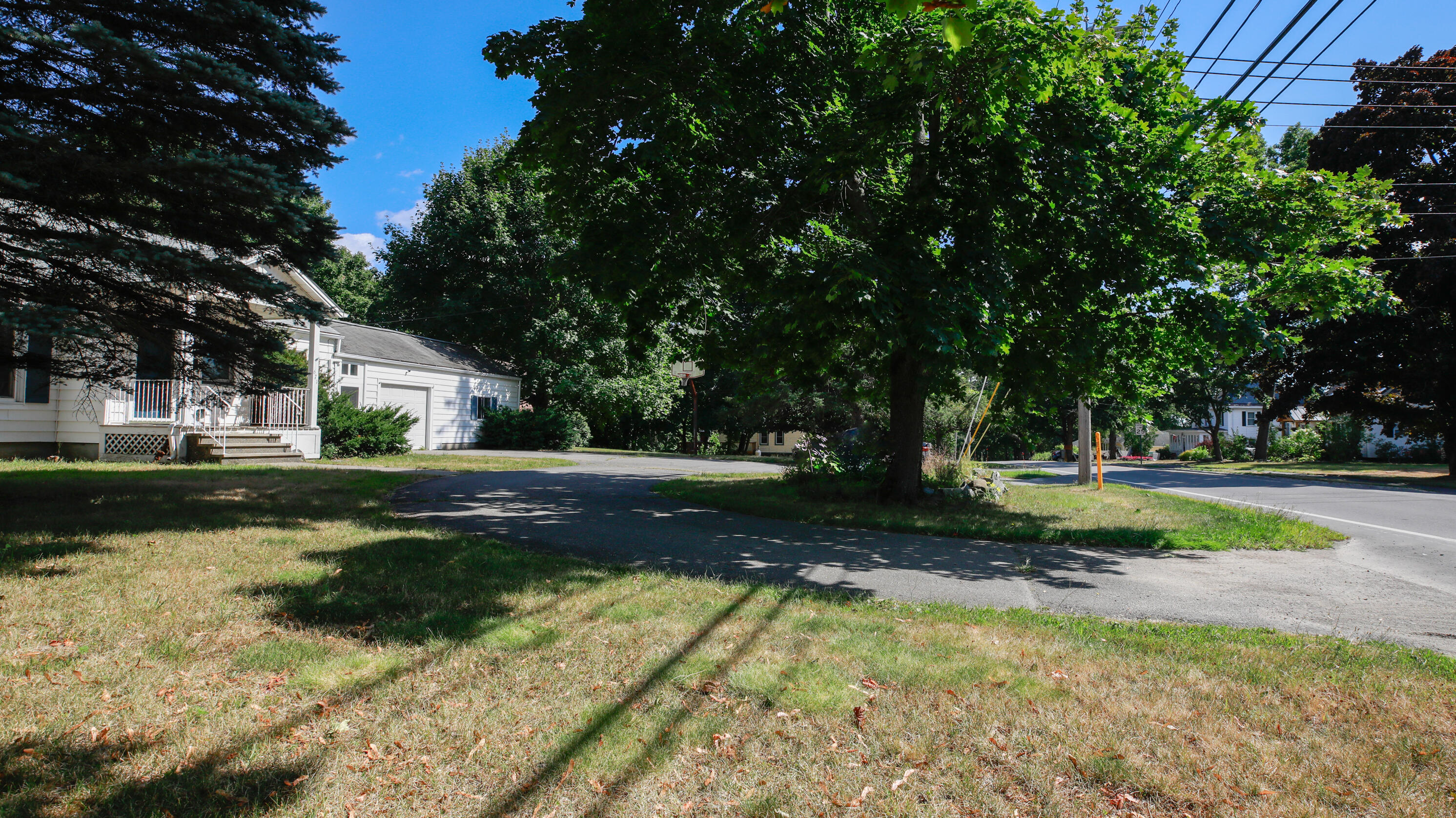 671 Essex Street Bangor ME 04401