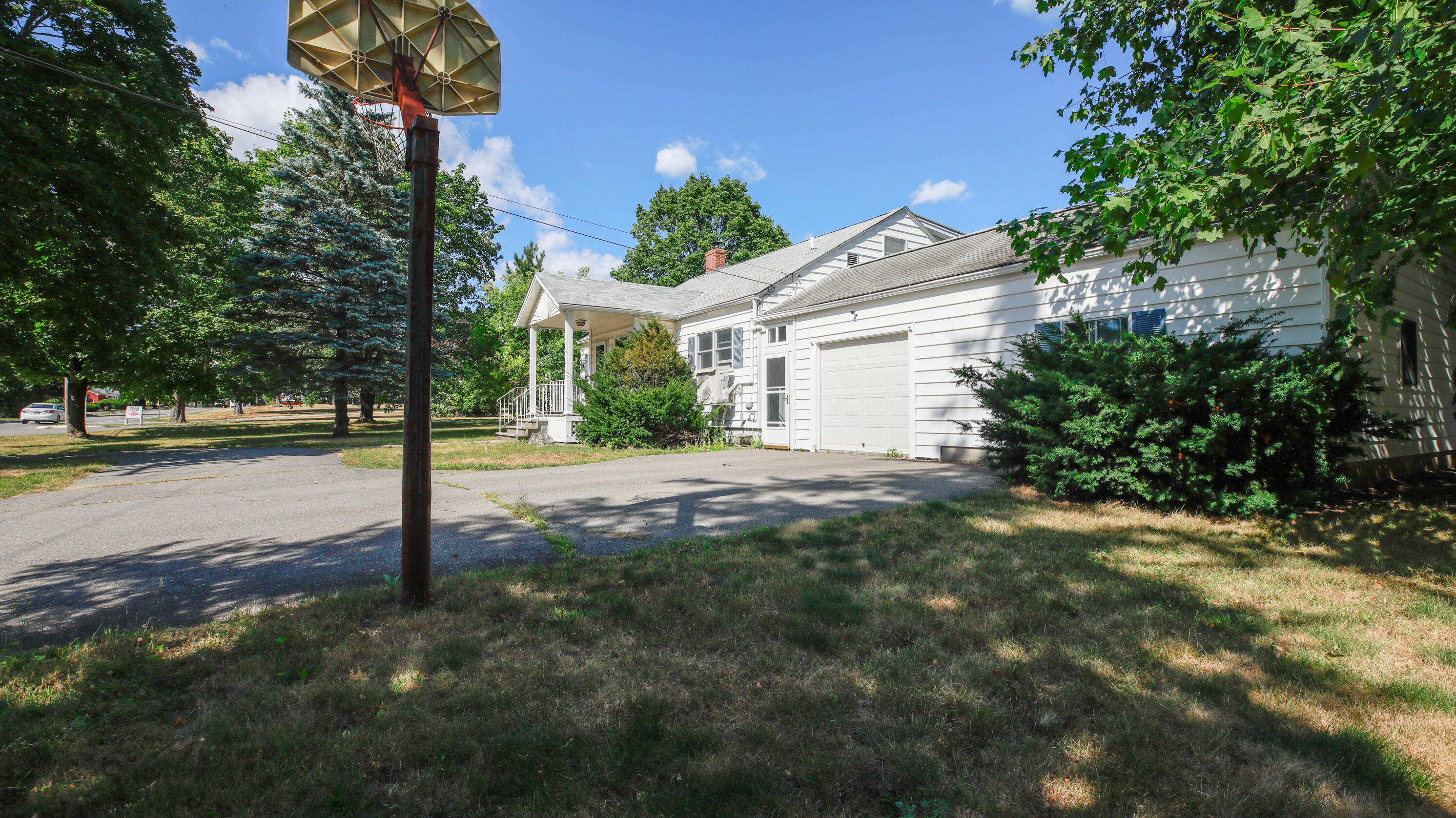 671 Essex Street Bangor ME 04401