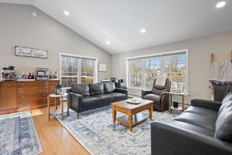 564 Kenduskeag Avenue Bangor ME 04401