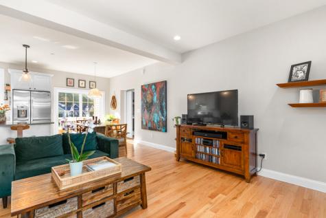 16 Black Sparrow Drive Portland ME 04102