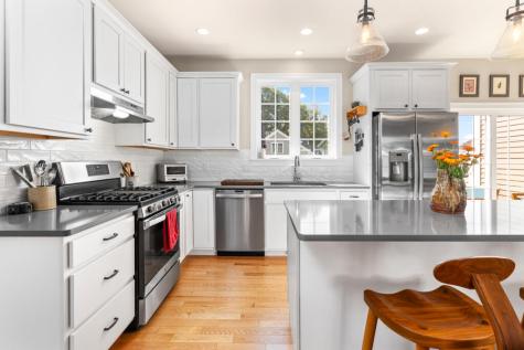 16 Black Sparrow Drive Portland ME 04102