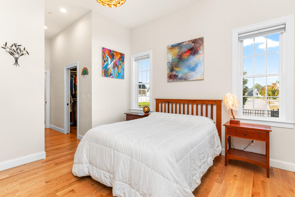 16 Black Sparrow Drive Portland ME 04102