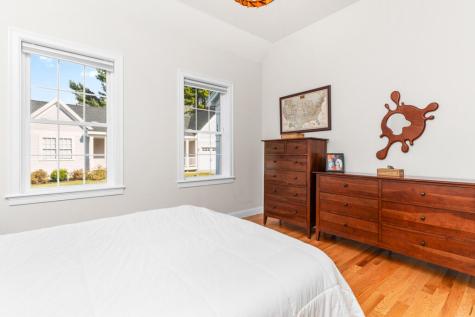 16 Black Sparrow Drive Portland ME 04102