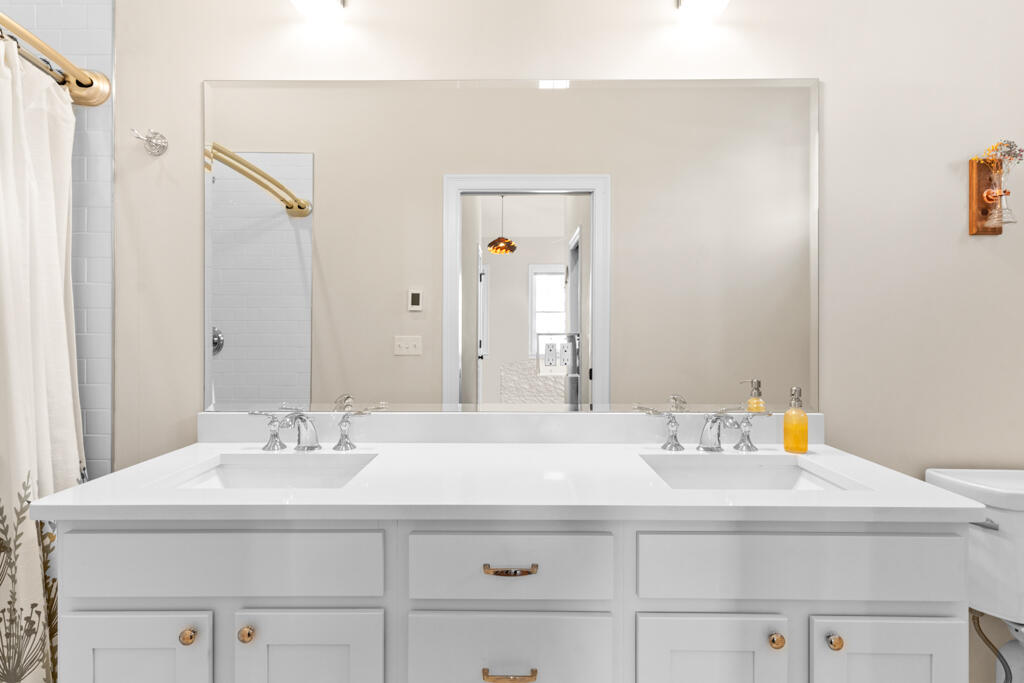 16 Black Sparrow Drive Portland ME 04102