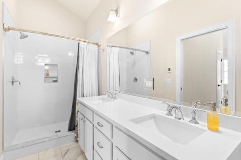 16 Black Sparrow Drive Portland ME 04102