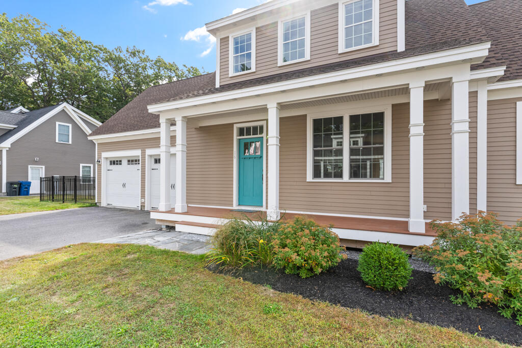 16 Black Sparrow Drive Portland ME 04102