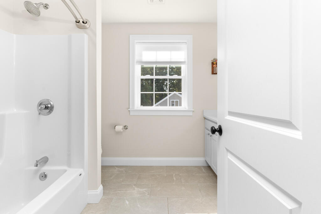 16 Black Sparrow Drive Portland ME 04102