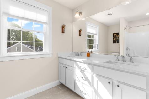 16 Black Sparrow Drive Portland ME 04102