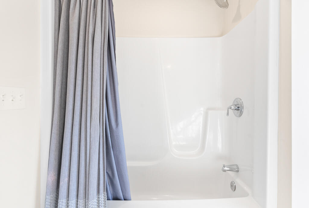 16 Black Sparrow Drive Portland ME 04102