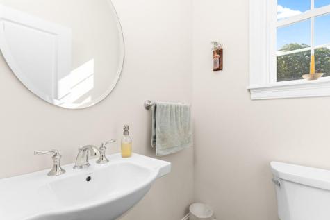 16 Black Sparrow Drive Portland ME 04102